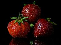 thumb_strawberries.jpg